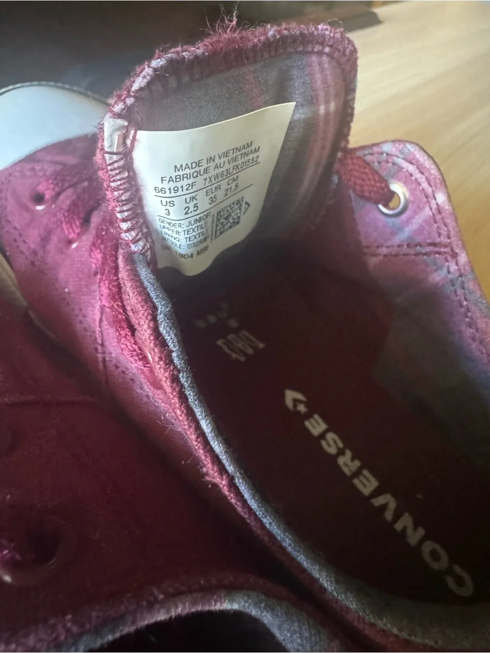 Converse Kids Low Top Sneakers - Burgundy Canvas with White Toe